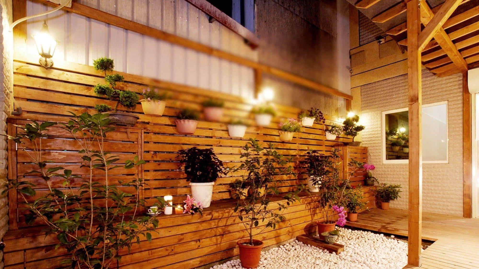 花蓮歐洲之星民宿 文創園區旁 鄰香榭大道 名產街 近東大門夜市 太平洋公園 杰西廣場 Hualien Dış mekan fotoğraf